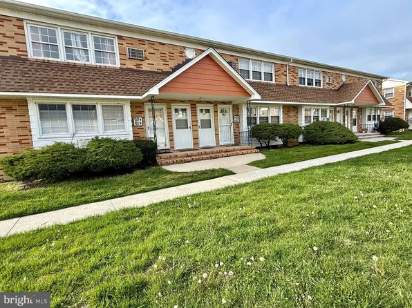 5517 Suffolk Ct #R4, Ventnor City, NJ 08406