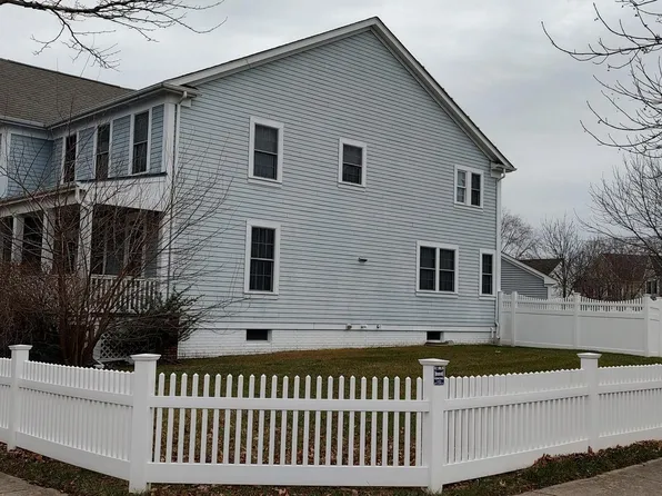 1138 Lake Dr E, Trenton, NJ 08691