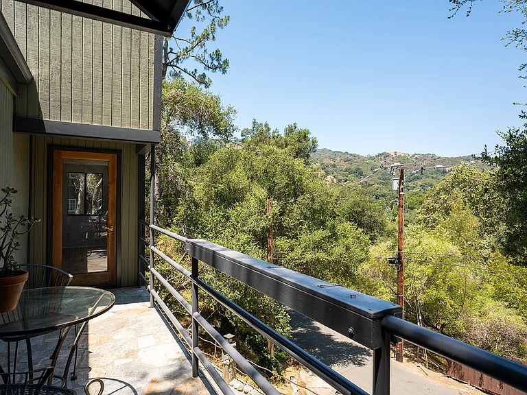 20932 Canyon Trl #B — Photo 4