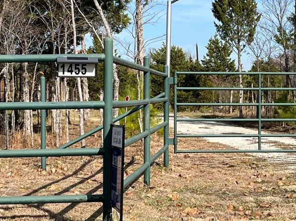 1455 Cedar Mills Rd, Gordonville, TX 76245