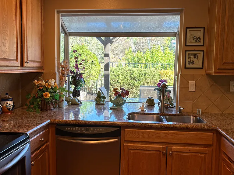 4292 Silverado Dr — Photo 21