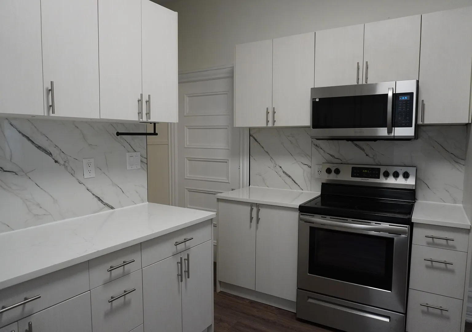 455 Besserer Street — Photo 3