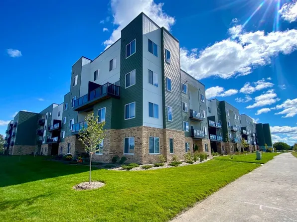 The Edge at Conservancy Commons
