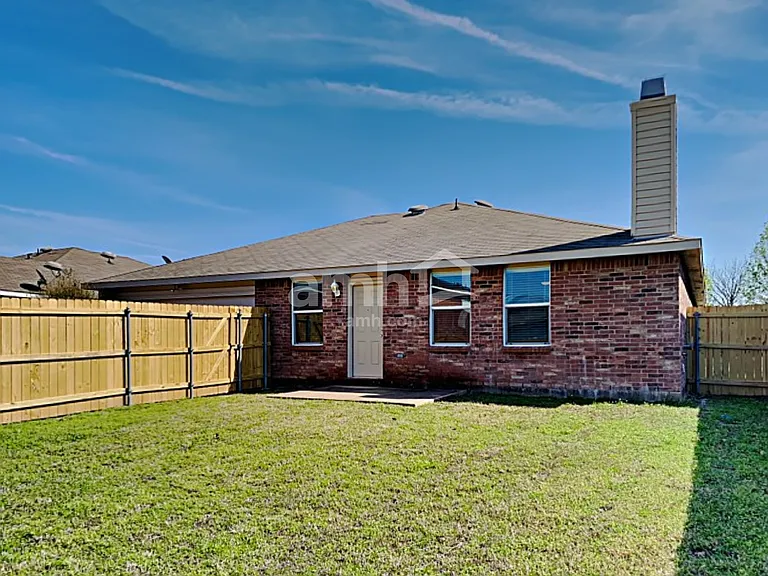1021 Bumble Bee Dr — Photo 21
