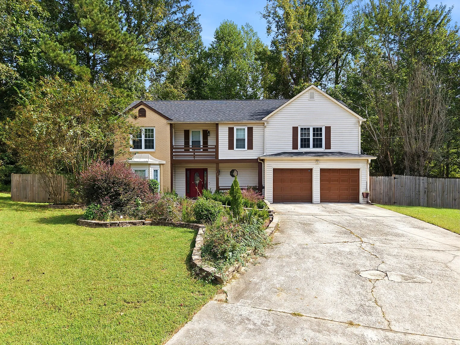 4 bed, 2.5 bath, 2126 sqft, $2,495 — Photo 1