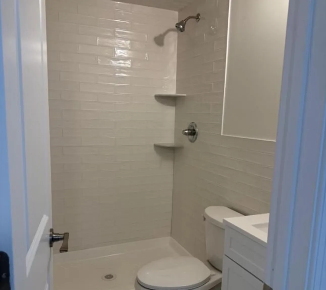 2 bed, 750 sqft, $2,200 — Photo 3