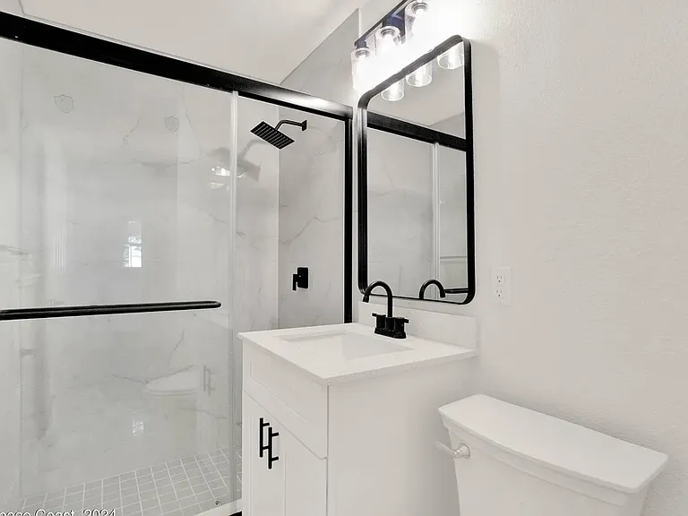 1004 Jersey St — Photo 5