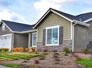 2350 W Andrew Ln, Hanford, CA 93230