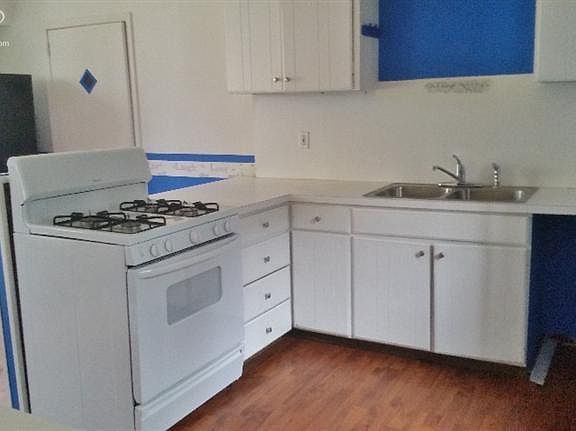 3rd image of 307 N Mackinaw St