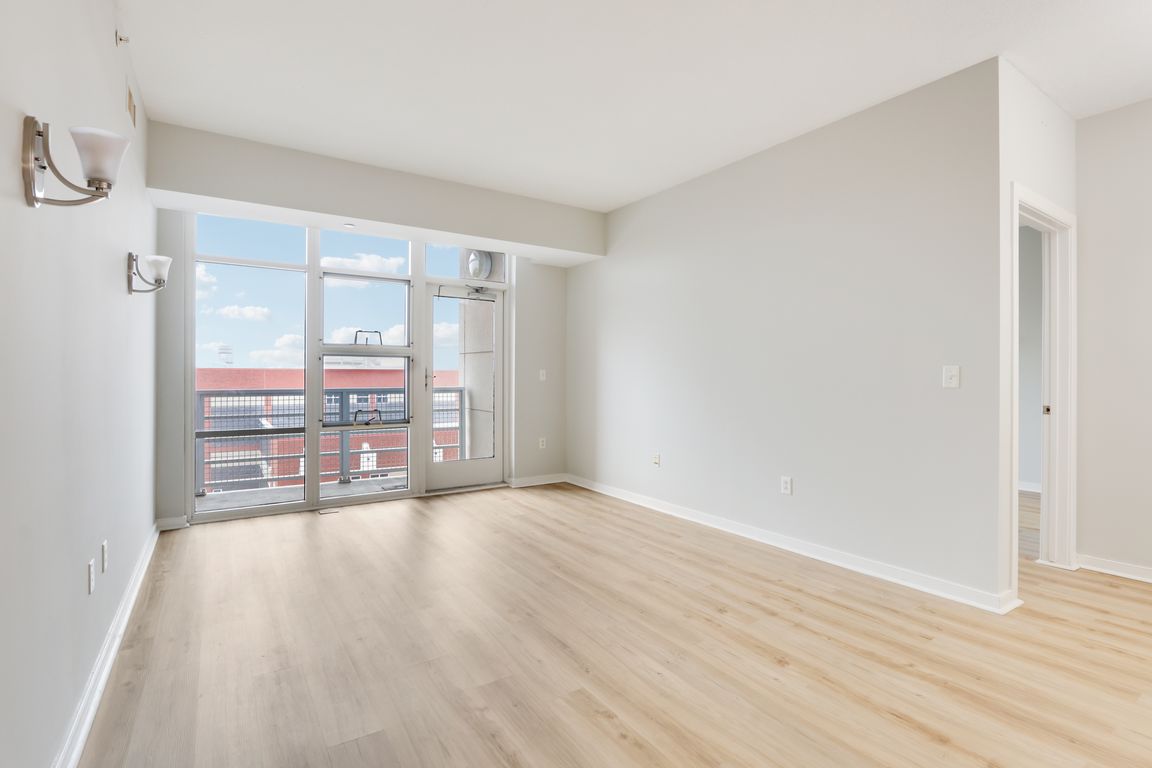 Livingston Ave 603-016.jpg