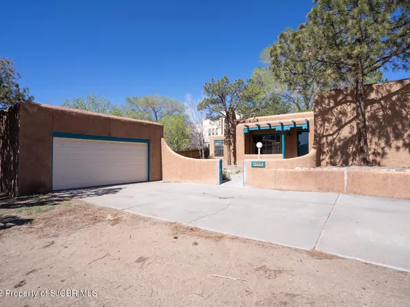 3907 N Dustin Ave, Farmington, NM 87401