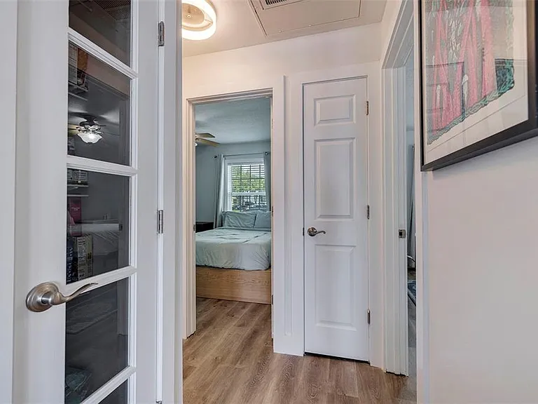 5266 Beach Dr SE #B — Photo 9