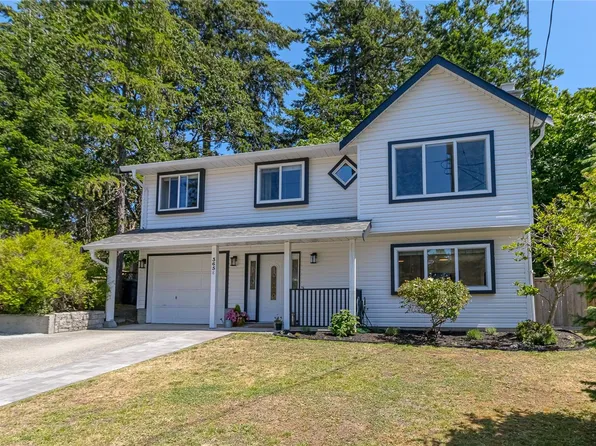 365 Cotlow Rd, Colwood, BC V9C 3W8