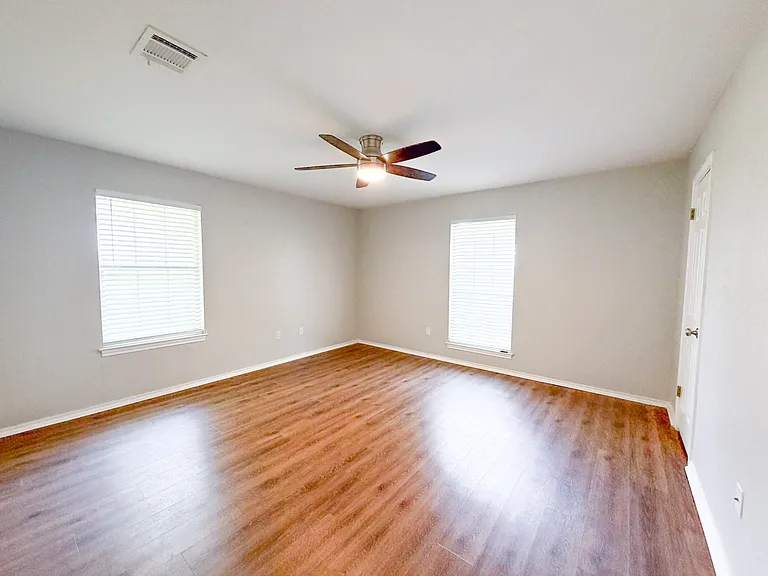 1111 Cedar Rock Pkwy — Photo 7