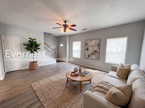 2nd image of 8637 Thomas Rd