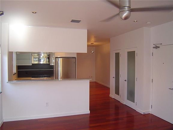 5th image of 1035 15th St APT 15
