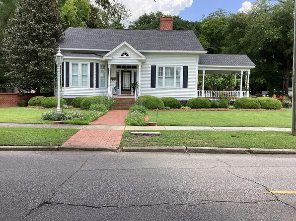 122 Spring St, Darlington, SC 29532
