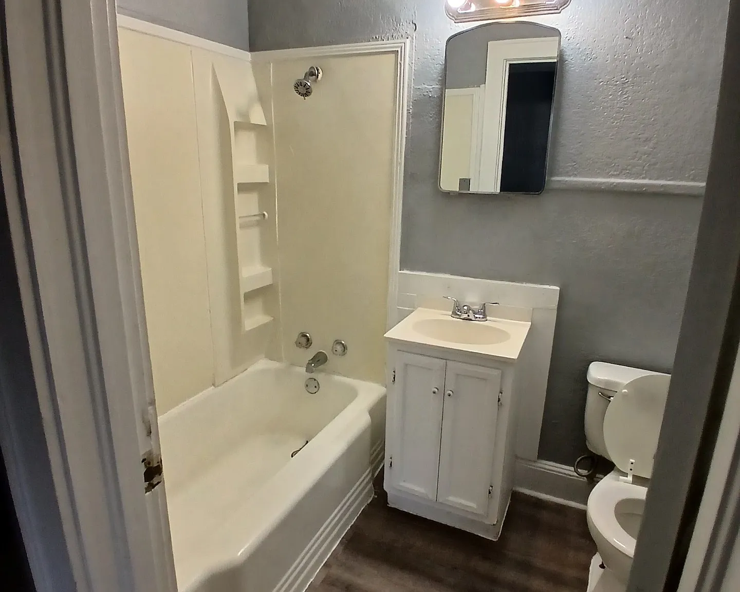 1 bed, $900 — Photo 3