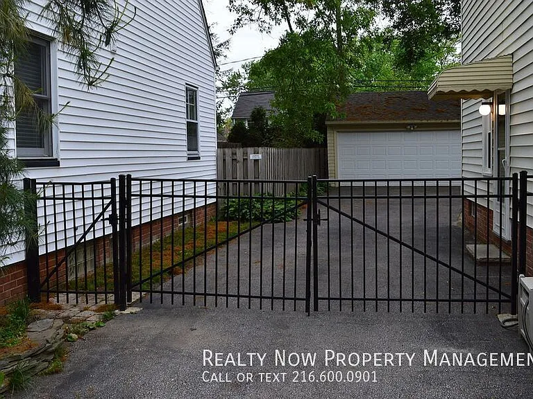 23805 E Groveland Rd #23805 E GROVELAND — Photo 26