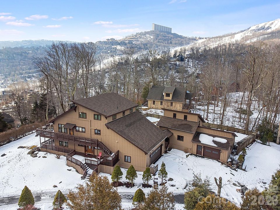 1st image of 301 Highland Cir