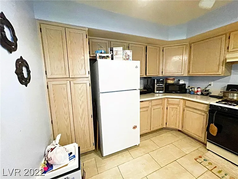 7950 W Flamingo Rd #2048 — Photo 26