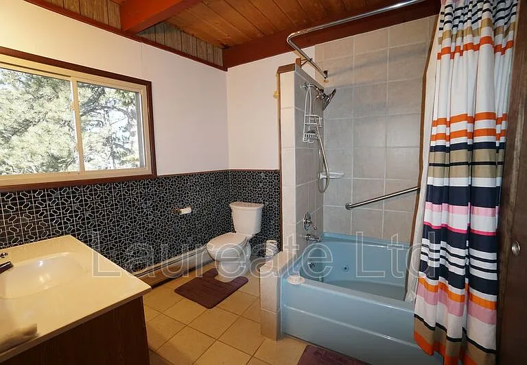 241 Zephyr Ave — Photo 7
