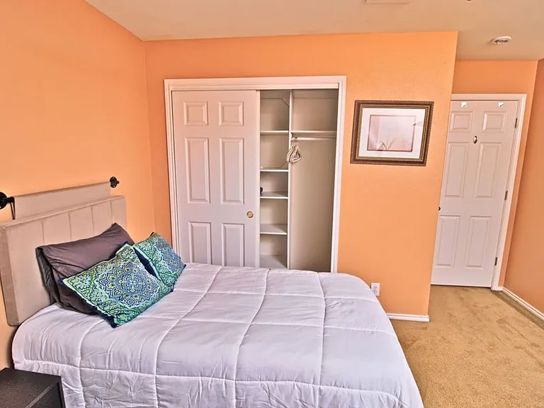 10015 Cactus Valley — Photo 17