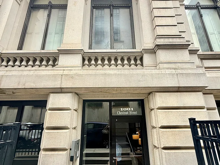1011-13 Chestnut St #102E — Photo 36