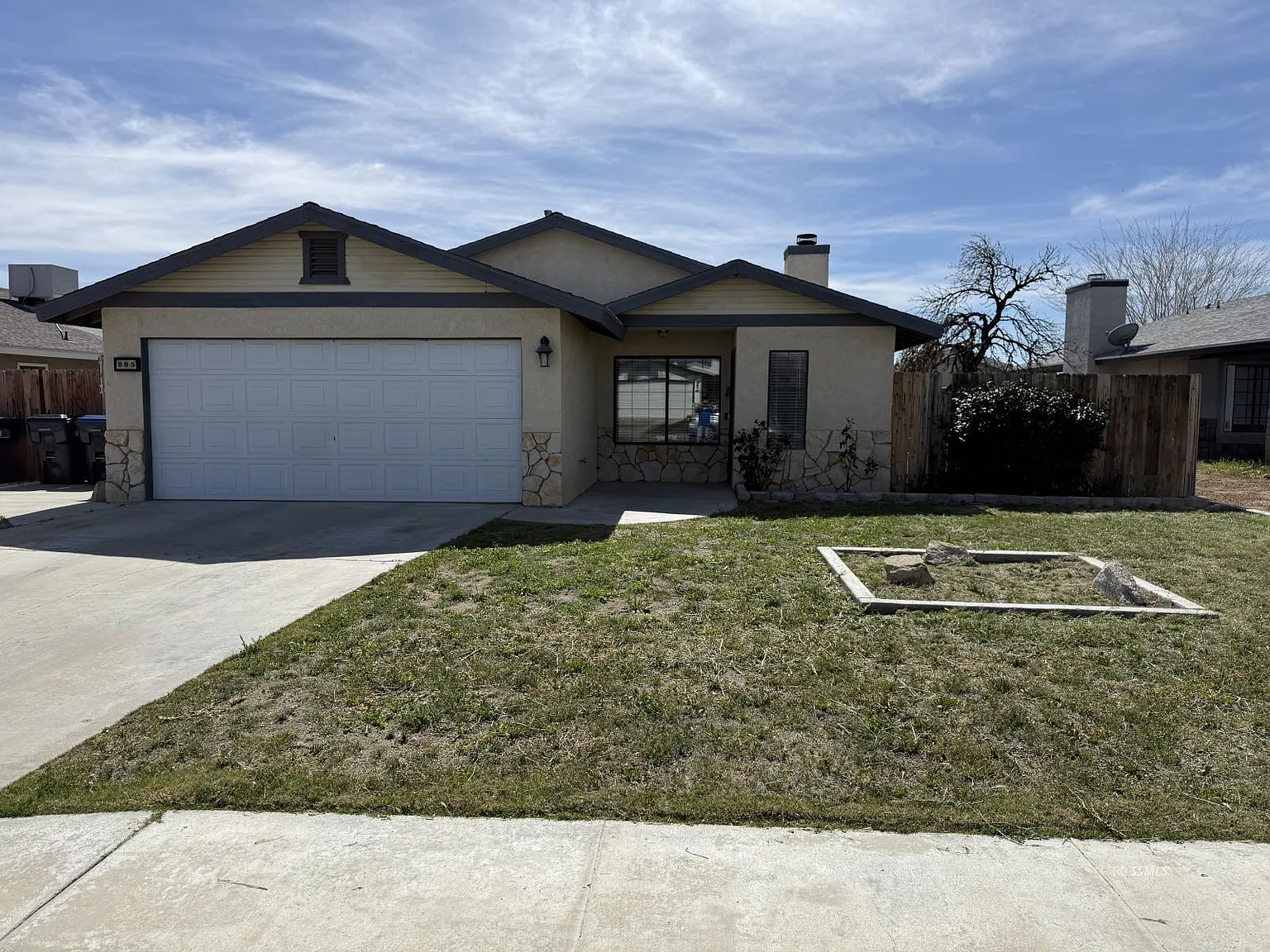 805 Janelle Ct photo 1