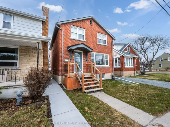 78 Regent St, Kingston, ON K7L 4J7