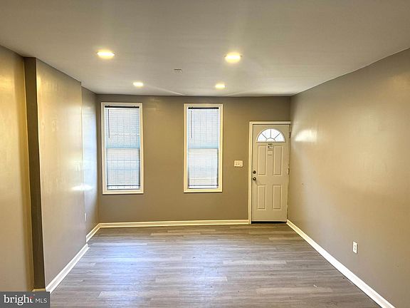 4th image of 2957 N Sydenham St