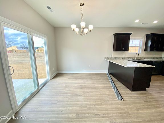 5th image of 105 Nova Place