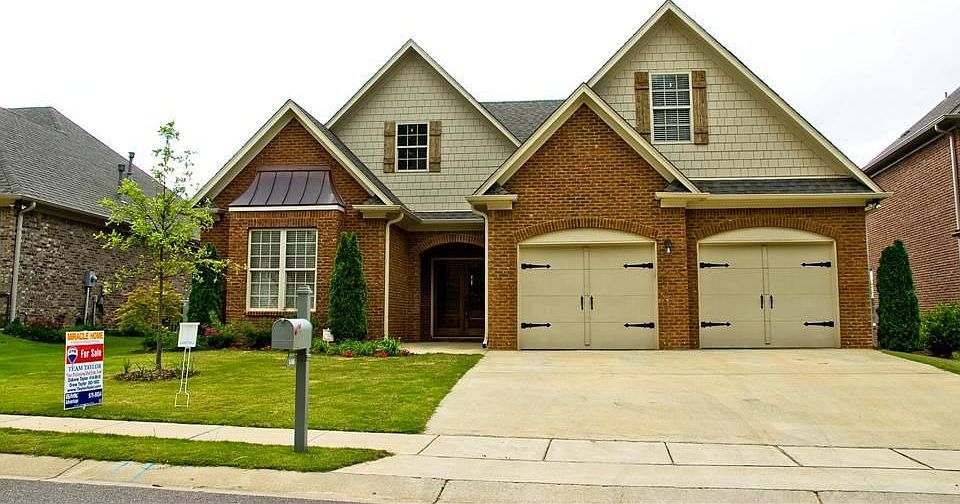 Welcome To Hoover's Best Buy In Trace Crossings