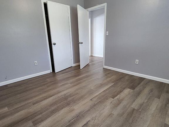 5th image of 401 Duke St #9