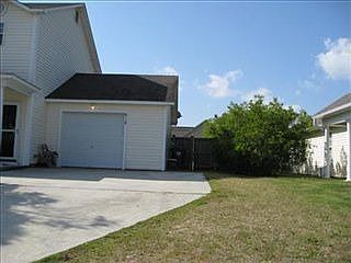 2nd image of 618 Tisbury Ln