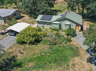 304 Savage Creek Rd, Grants Pass, OR 97527