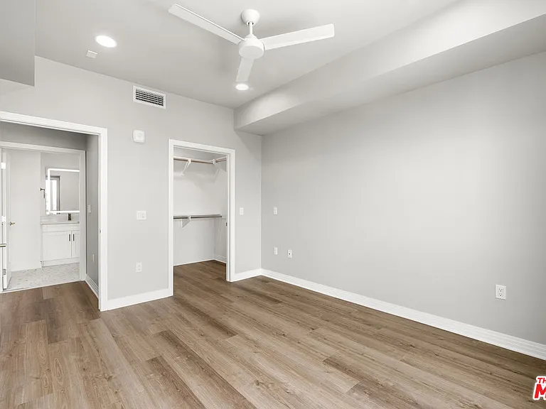 7428 Santa Monica Blvd #308 — Photo 10