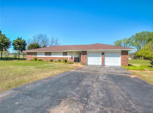 307 N Maryella Ter, Mustang, OK 73064