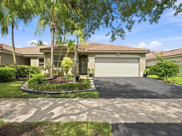 1590 Orion Ln, Weston, FL 33327