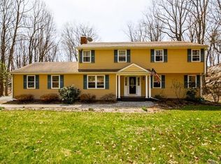 18 Buck Hill Rd, Shelton, CT 06484