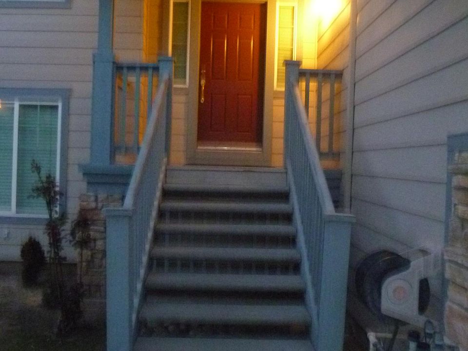 2nd image of 1627 Decarli St