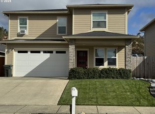 2317 Laura Ln, North Bend, OR 97459