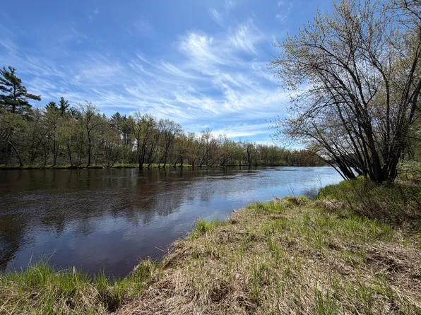 Wolf Rd, Lake Tomahawk, WI 54539