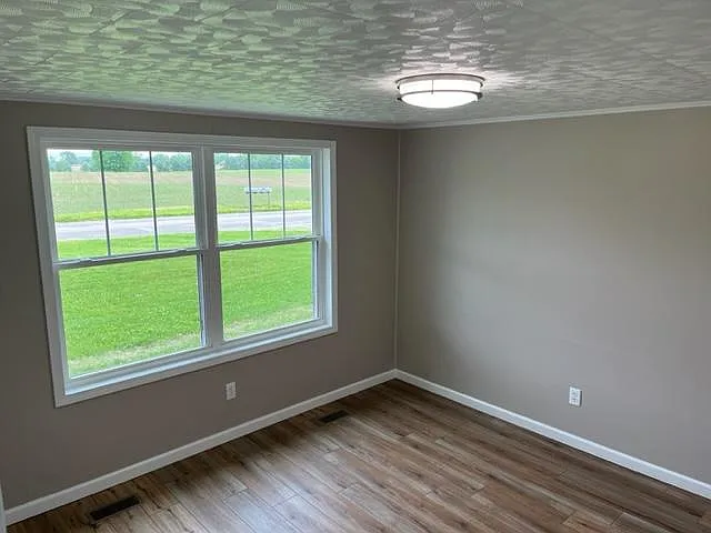2022 Bessmore Park Rd — Photo 10