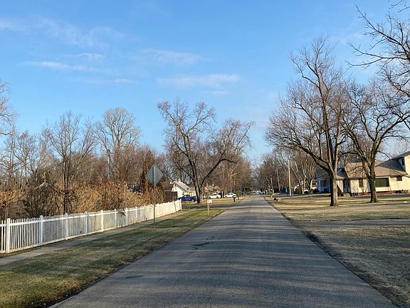 5th image of 3215 Zone Ave