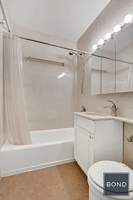 Sold by Bond New York | media 5