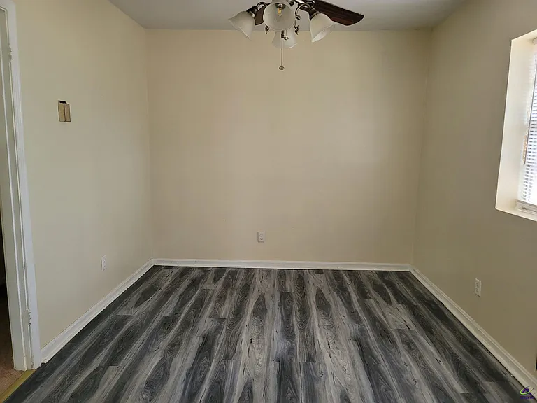 605 S Pleasant Hill Rd — Photo 6