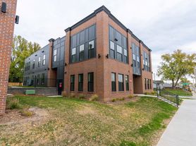 Forest Ave - Luxury Off-Campus Housing!