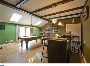 97 Nursery Rd, Ewing, NJ 08560