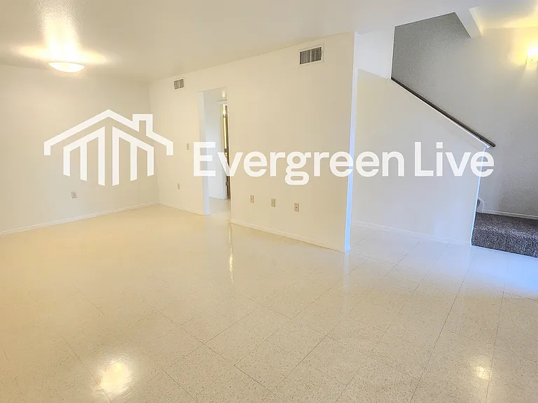 128 Fireball Dr — Photo 3